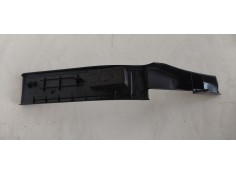 Recambio de molduras traseras para jaguar xf 3.0 v6 diesel cat referencia OEM IAM 8X23F13244  