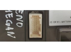 Recambio de mando climatizador para renault megane ii familiar 1.9 dci diesel referencia OEM IAM 8200344840  