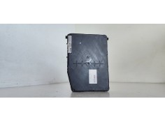 Recambio de caja reles / fusibles para renault scenic ii 1.6 16v referencia OEM IAM 8200309693  