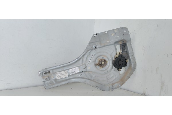 Recambio de elevalunas trasero izquierdo para hyundai tucson (jm) 2.0 crdi cat referencia OEM IAM 834702E010  