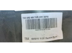 Recambio de guarnecido puerta trasera derecha para peugeot 3008 allure referencia OEM IAM   