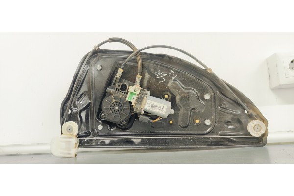 Recambio de elevalunas trasero izquierdo para land rover freelander (lr2) 2.2 td4 150 4x4 referencia OEM IAM 6H5227001AE  