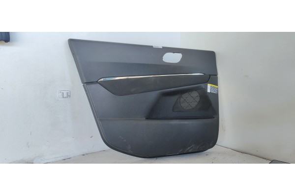 Recambio de guarnecido puerta delantera izquierda para peugeot 3008 allure referencia OEM IAM   