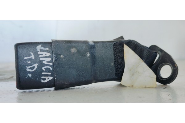 Recambio de enganche cinturon trasero derecho para lancia thema 3.0jtd 240 fap referencia OEM IAM 1HZ141X9AD  