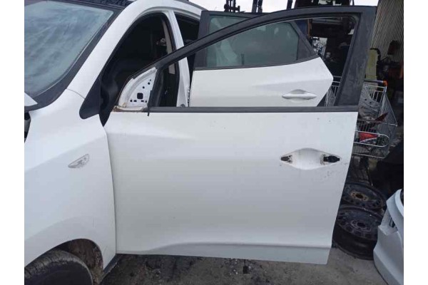 Recambio de puerta delantera izquierda para hyundai ix35 break fase 1 referencia OEM IAM   