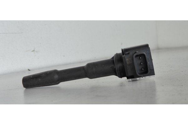 Recambio de bobina encendido para renault megane iii berlina 5 p 1.2 16v referencia OEM IAM 224332428R  