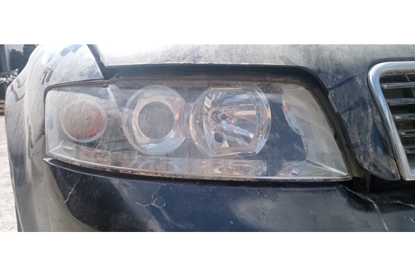 Recambio de faro derecho para audi a4 berlina (8e) 2.5 v6 24v tdi referencia OEM IAM   