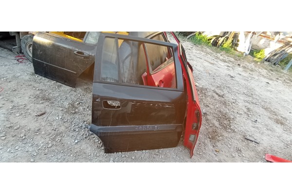 Recambio de puerta trasera derecha para opel zafira a elegance referencia OEM IAM   