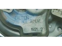 Recambio de cinturon seguridad trasero derecho para lancia thema 3.0jtd 240 fap referencia OEM IAM P1HU13DX9AD  