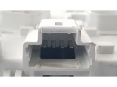 Recambio de luz interior para citroen c4 lim. 1.6 hdi 115 fap referencia OEM IAM 96781444BJ  