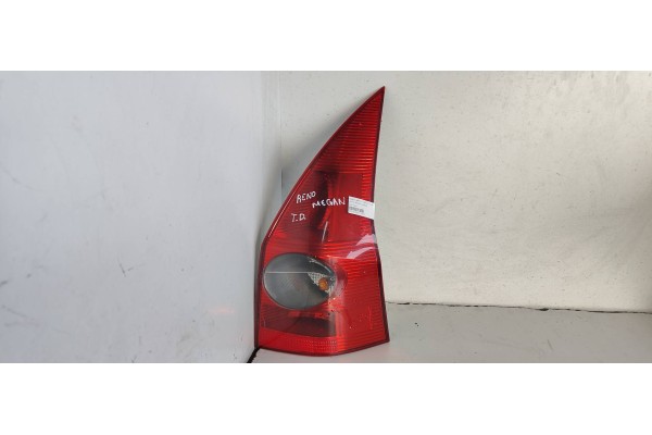 Recambio de piloto trasero derecho para renault megane ii familiar 1.9 dci diesel referencia OEM IAM 8200142683  