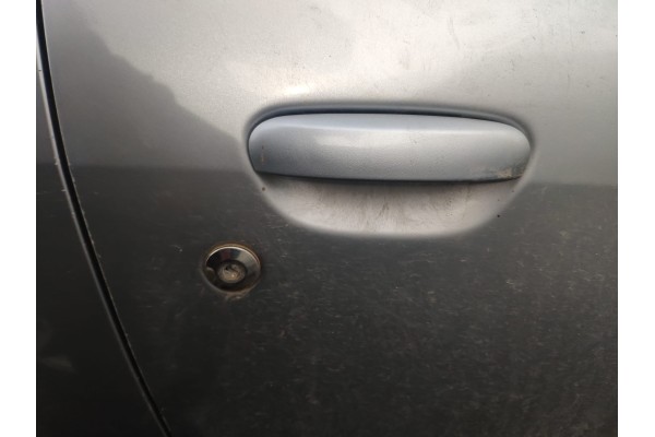 Recambio de maneta exterior delantera derecha para mitsubishi colt cabrio czc 1.5 cat referencia OEM IAM   