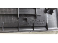 Recambio de molduras traseras para jaguar xf 3.0 v6 diesel cat referencia OEM IAM 8X23F13245  