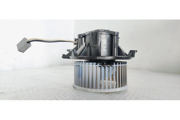 Recambio de ventilador calefaccion para opel insignia berlina 1.6 cdti 136 fap referencia OEM IAM GP563001  