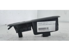 Recambio de mando elevalunas trasero izquierdo para peugeot 3008 allure referencia OEM IAM   