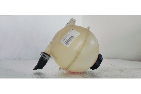 Recambio de deposito expansion para opel insignia berlina 1.6 cdti 136 fap referencia OEM IAM 23386455  