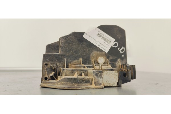 Recambio de cerradura puerta delantera derecha para bmw x3 (e83) 2.0 d referencia OEM IAM 7167074  