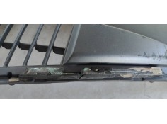 Recambio de rejilla delantera para audi a6 berlina (4f2) 2.0 16v tfsi referencia OEM IAM 4F0853651S  