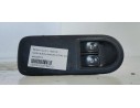 Recambio de mando elevalunas delantero izquierdo para renault clio iii 1.5dci 85 referencia OEM IAM 8200356519  