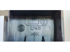 Recambio de mando elevalunas delantero izquierdo para renault clio iii 1.5dci 85 referencia OEM IAM 8200356519  