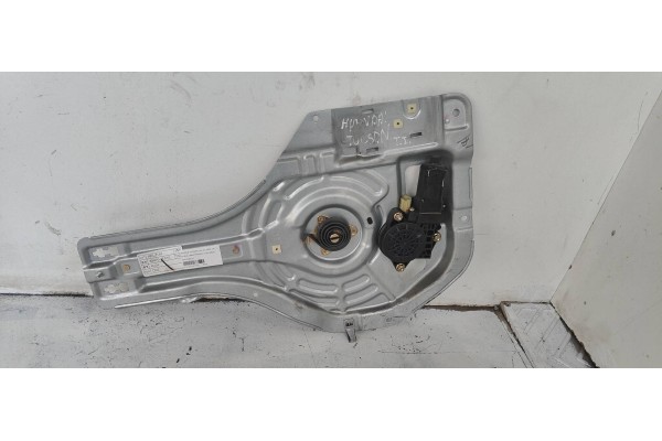 Recambio de elevalunas trasero izquierdo para hyundai tucson (jm) 2.0 crdi cat referencia OEM IAM 834702E010  