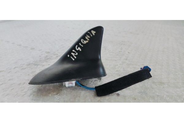 Recambio de antena para opel insignia berlina 1.6 cdti 136 fap referencia OEM IAM 39151087  