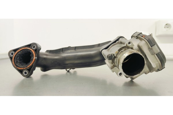 Recambio de caja mariposa para peugeot 308 1.6hdi 92 fap referencia OEM IAM 9673534480  