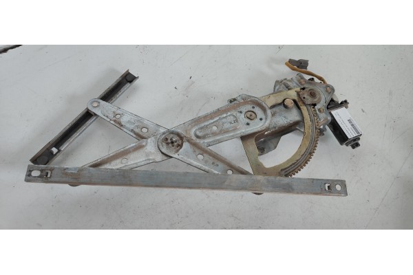 Recambio de elevalunas trasero izquierdo para kia sorento 2.5 crdi cat referencia OEM IAM 824503E000  