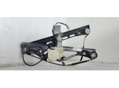 ELEVALUNAS DELANTERO DERECHO 