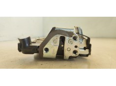 Recambio de cerradura puerta delantera derecha para toyota auris 1.4 turbodiesel cat referencia OEM IAM 6A6112922  