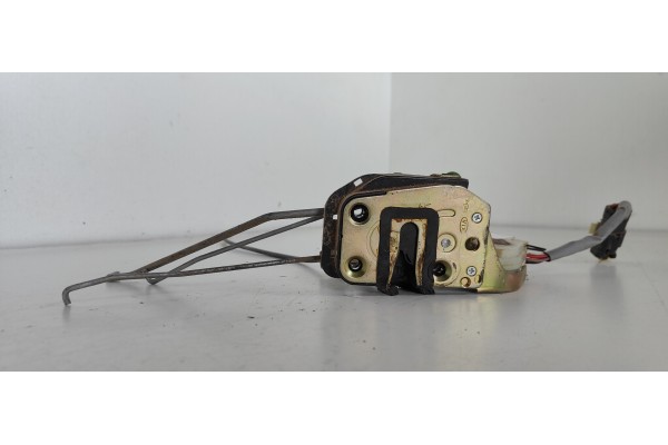 Recambio de cerradura puerta delantera derecha para kia sorento 2.5 crdi cat referencia OEM IAM   