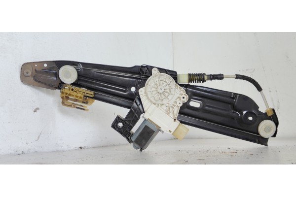 Recambio de elevalunas trasero izquierdo para bmw serie 5 lim. (f10) 530d xdrive referencia OEM IAM 7182121F10  