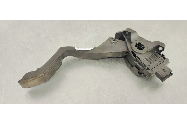 Recambio de pedal acelerador para citroen c3 1.4 hdi 70 fap referencia OEM IAM 9671433780  
