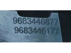 Recambio de maneta interior trasera izquierda para peugeot 3008 1.6hdi 112 fap referencia OEM IAM 9683446877  