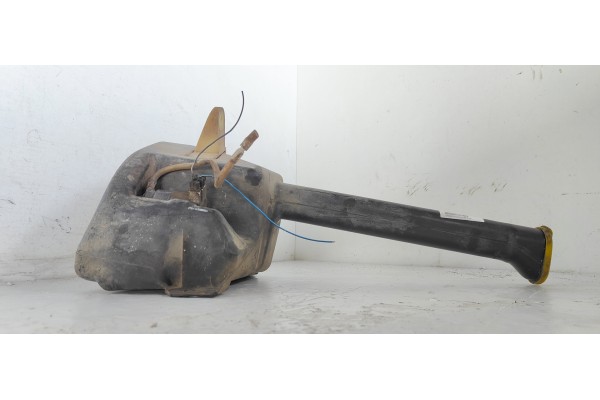 Recambio de deposito limpia para opel movano chasis medio 3.5t referencia OEM IAM 7701707945  