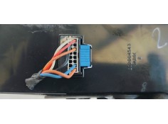 Recambio de mando elevalunas delantero derecho para kia carnival 2.9 crdi cat referencia OEM IAM 935754D020  