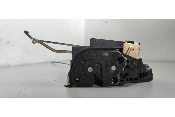 Recambio de cerradura puerta delantera derecha para hyundai tucson (jm) 2.0 crdi cat referencia OEM IAM   