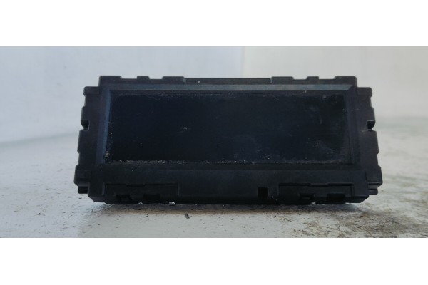 Recambio de pantalla multifuncion para opel insignia berlina 2.0cdti 130 fap referencia OEM IAM 12844841G  