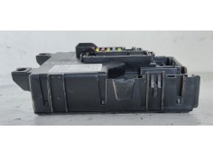 Recambio de caja reles / fusibles para opel corsa d innovation referencia OEM IAM 13286030  