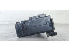 Recambio de caja reles / fusibles para opel corsa d innovation referencia OEM IAM 13286030  