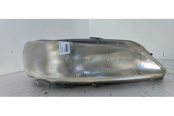 Recambio de faro derecho para peugeot 306 berlina 3/5 puertas (s1) 1.9 turbodiesel referencia OEM IAM 88203989D  