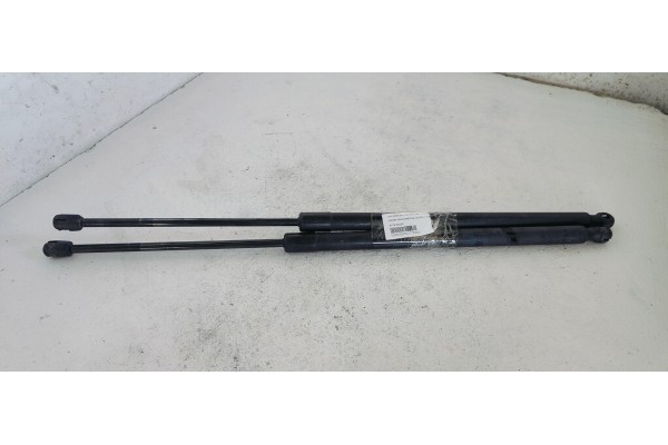 Recambio de amortiguadores maletero / porton para kia carnival 2.9 crdi cat referencia OEM IAM 817814D000  