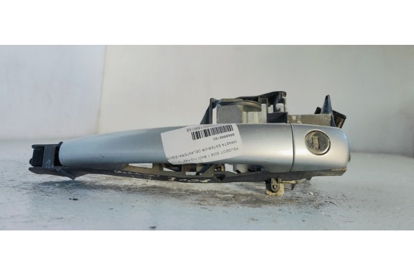 Recambio de maneta exterior delantera izquierda para peugeot 3008 1.6hdi 112 fap referencia OEM IAM 9688668180  