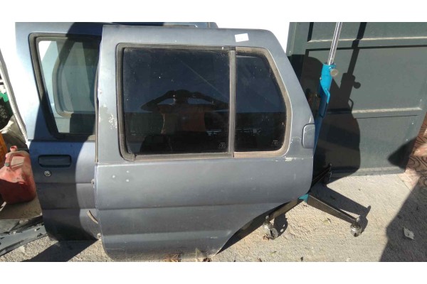 Recambio de puerta trasera izquierda para nissan pathfinder (r50) 3.3 v6 cat referencia OEM IAM   