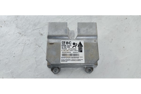 Recambio de centralita airbag para opel corsa d innovation referencia OEM IAM 13262359  