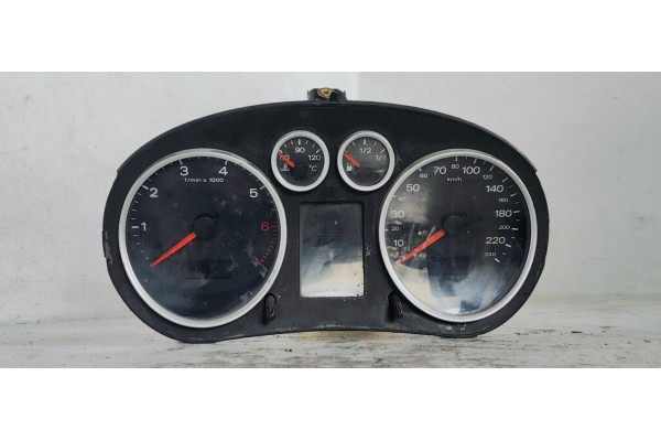 Recambio de cuadro instrumentos para audi a2 (8z) 1.4 referencia OEM IAM 81117994  