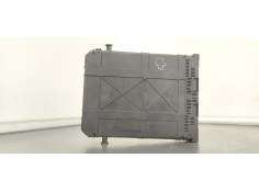 Recambio de caja reles / fusibles para citroen c3 referencia OEM IAM 9666952080  
