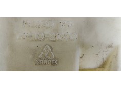 Recambio de deposito limpia para ssangyong rodius xdi limited referencia OEM IAM 7841021000  