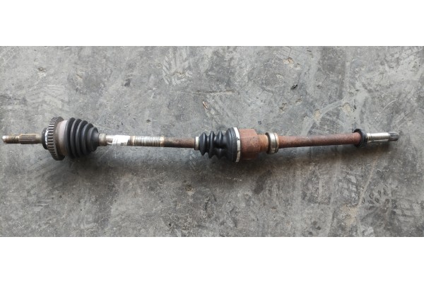 Recambio de transmision delantera derecha para peugeot 206+ 1.1 referencia OEM IAM 9670634780  