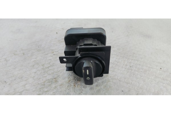 Recambio de mando luces para mercedes-benz clase a (w169) 2.0i 136 [200] referencia OEM IAM 1695451304  